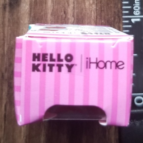 NEW - ZURU 5 Surprise Mini Brands - Hello Kitty Speaker Miniature Replica - Picture 5 of 7